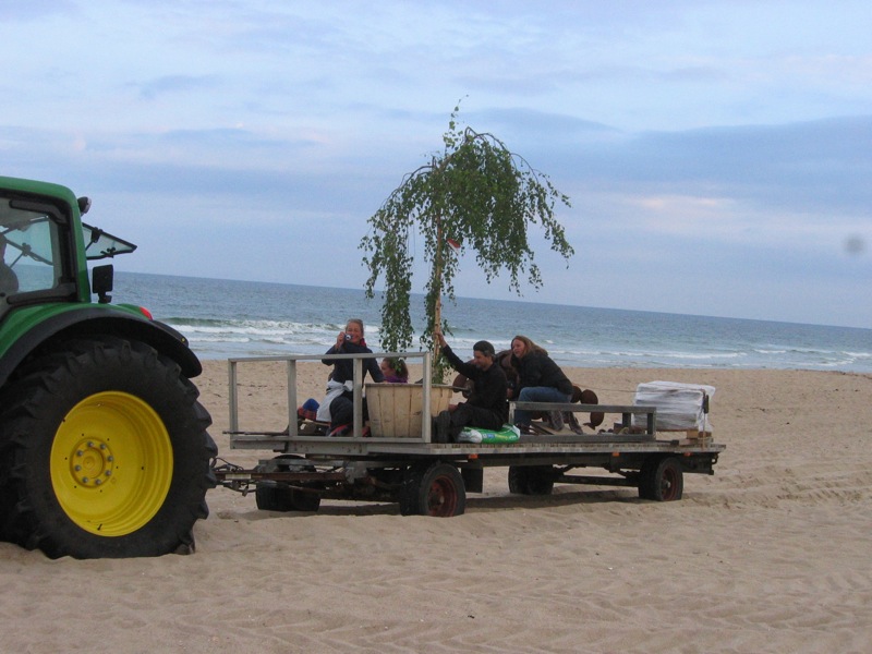 kunstamstrandaufbau